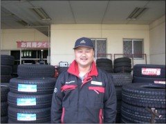 有限会社　間山タイヤ商会　(埼玉県　東松山市）トラック、重機のタイヤ販売・タイヤのパンク修理・タイヤ修理　