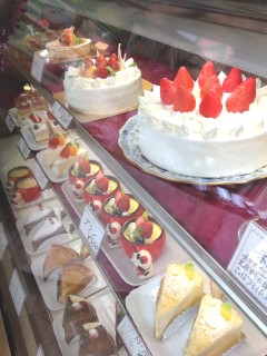 フランス風のお菓子の店 ルミエール (埼玉県越谷市)　洋菓子・ケーキ