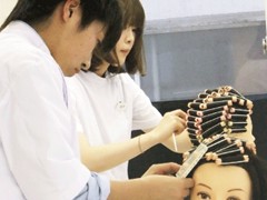 埼玉県美容学校(さいたま市大宮区)美容師養成学校