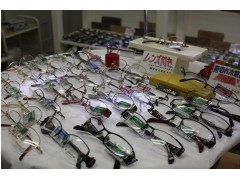 輝眼鏡店株式会社 (さいたま市中央区) 眼鏡販売