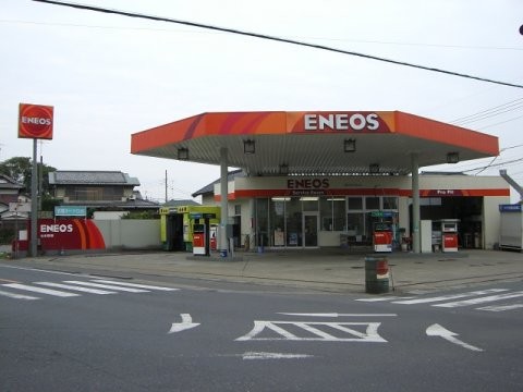有限会社矢口石油（埼玉県北本市）ガソリンスタンド　パーツ取付　車検　洗車